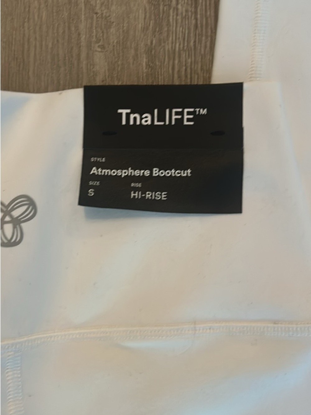 BRAND NEW TnaLIFE Atmosphere Bootcut Hi-Rise Leggings in White